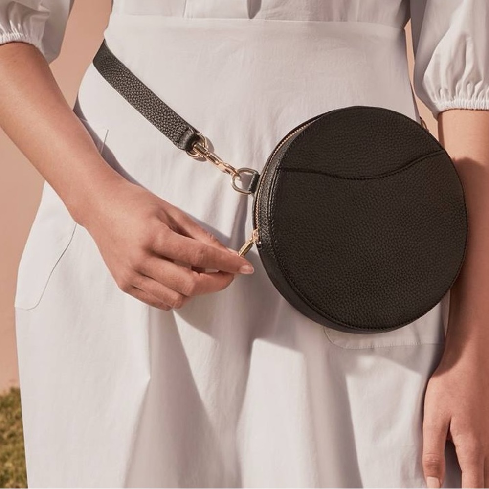 Cuyana Black Round Leather Belt Bag/Cross-body (S/XS)